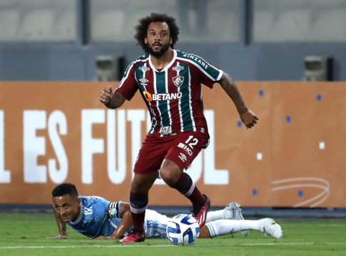 Η μπάλα δεν ξεχνιέται: Ο θρυλικός Μαρσέλο «μαγεύει» και στα 37 του (vid)