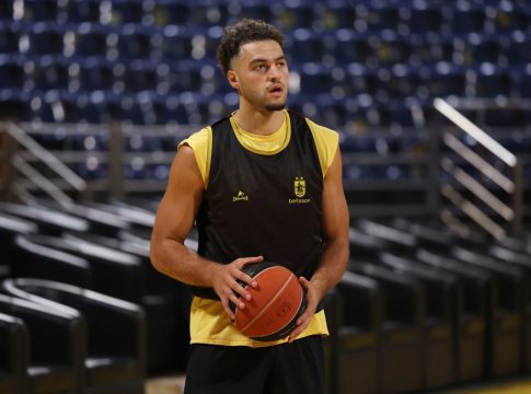 Ανακοίνωσε τον Μερκβιλάτζε ο Άρης Betsson