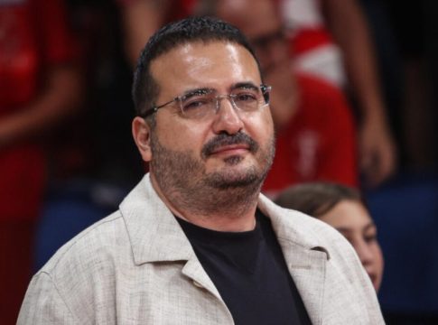 Πανηγύρισε τη νίκη του Ολυμπιακού επί της Μακάμπι ο ιδιοκτήτης της Χάποελ Τελ Αβίβ (pic)