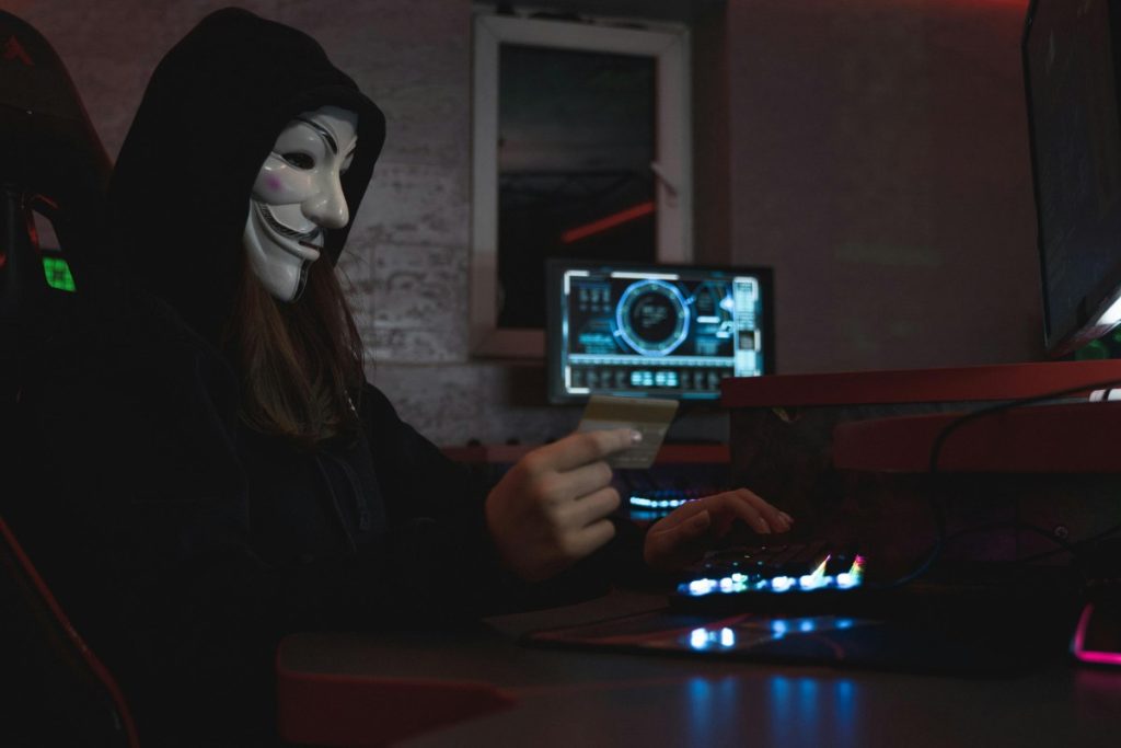 Πώς η Τεχνητή Νοημοσύνη ενισχύει τις κυβερνοεπιθέσεις – Ποιες εταιρείες είναι οι «αγαπημένες» των χάκερς