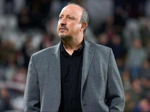 «Control freak» και επανάληψη στην προπόνηση: Αυτός είναι ο Ράφα Μπενίτεθ (vids)