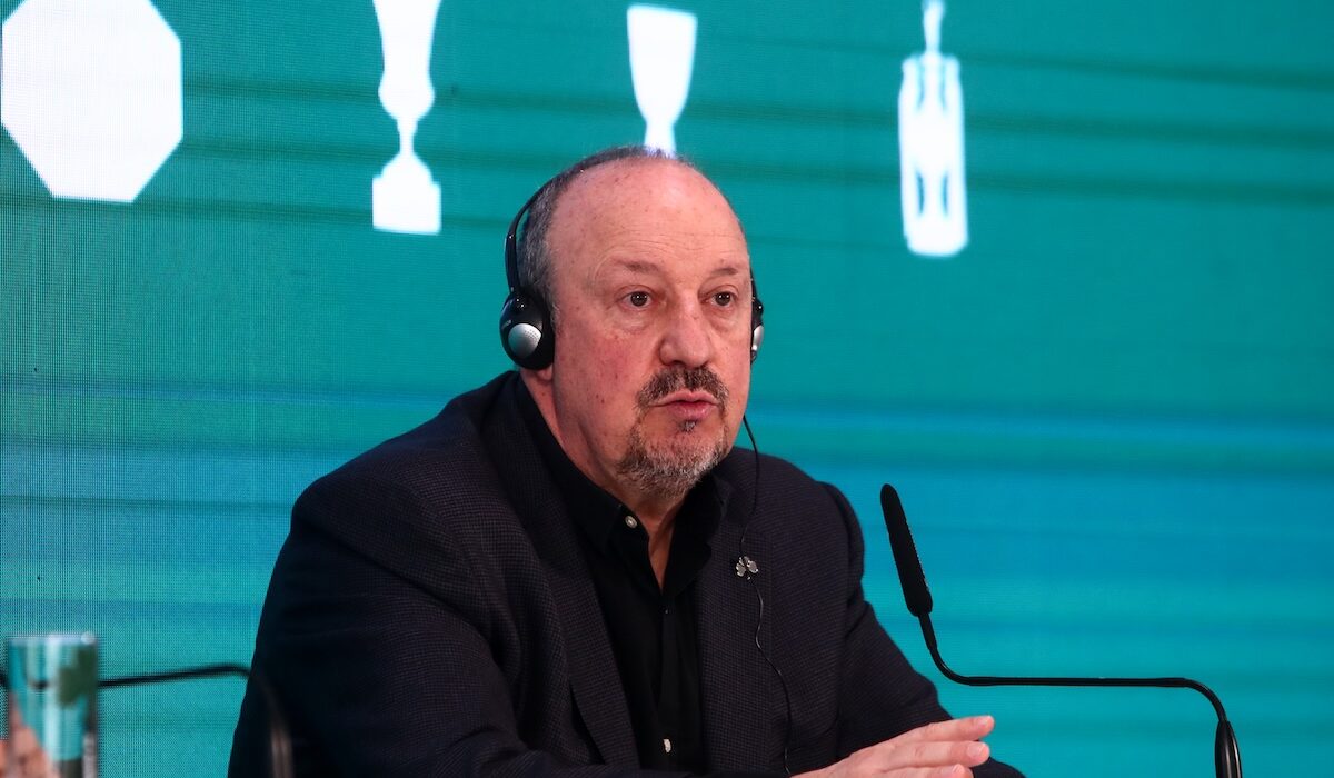 Οι ξεχωριστές απαντήσεις του Ράφα Μπενίτεθ στην παρουσίασή του