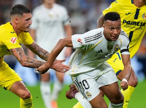 Ρεάλ Μαδρίτης – Βιγιαρεάλ 3-1: Τριάρα με Βινίσιους, Εμπαπέ και προσωρινά κορυφή για τη «Βασίλισσα»