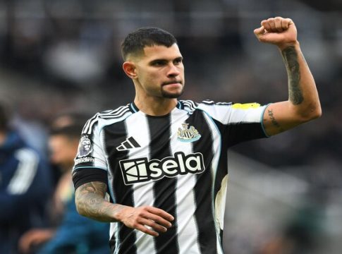 Με την αύρα της κατόχου