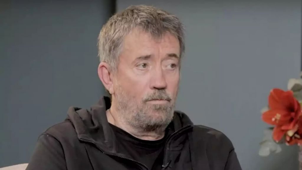 Αγνώριστος ο Σπύρος Παπαδόπουλος σε παπαράτσι φωτογραφία