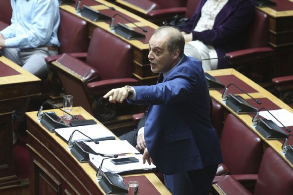 Άγριο επεισόδιο μεταξύ Καιρίδη και Βελόπουλου: Φέρε τα λεφτά από τη Γερμανία – Δεν θα βγεις ούτε βουλευτής (vid)
