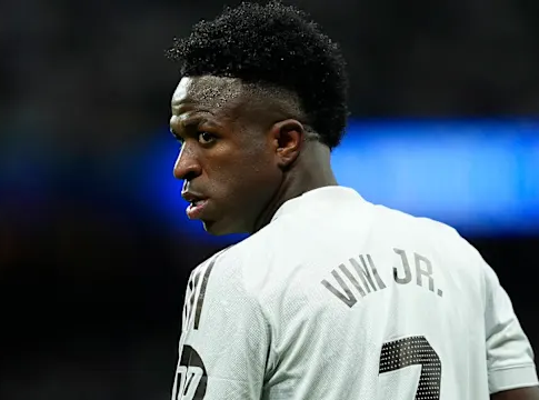 Ο Βινίσιους απολογήθηκε για την συμπεριφορά του στο Clasico: «Το πάθος μου με ξεπερνά καμιά φορά»