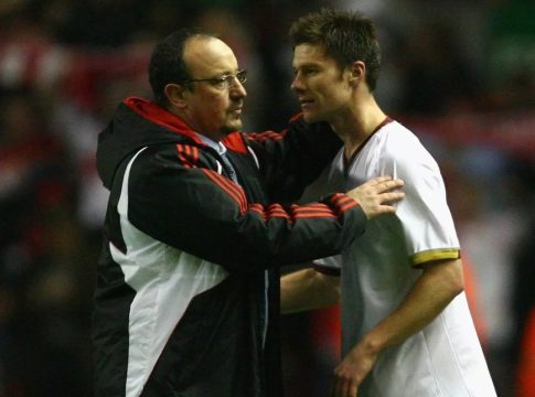 Η ατάκα του Τσάμπι Αλόνσο για τον Μπενίτεθ: «Έμαθα πολλά για το ποδόσφαιρο»