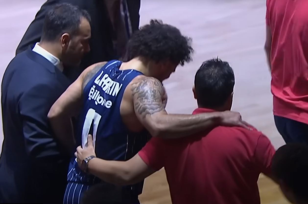 Σοκ στην Εφές με Λάρκιν: Τόσο θα μείνει εκτός ο Αμερικανός