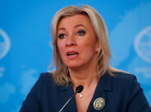 Ζαχάροβα: Θα απαντήσουμε κατάλληλα στην Ελλάδα για τη συνεργασία με την Ουκρανία στα drones