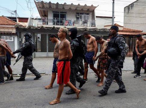 Comando Vermelho: Ποια είναι η «κόκκινη συμμορία» που στάθηκε αφορμή για τη σφαγή στο Ρίο ντε Τζανέιρο