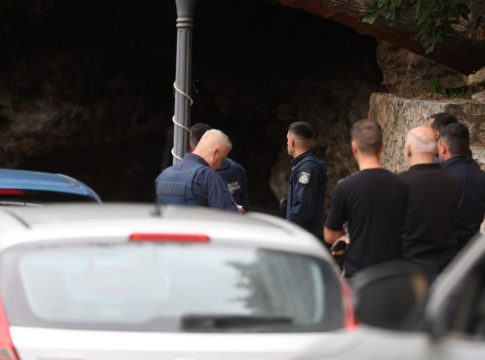 «Φανούρη, αδελφέ μου… δεν μπορώ»: Σκηνές αρχαίας τραγωδίας στα Βορίζια