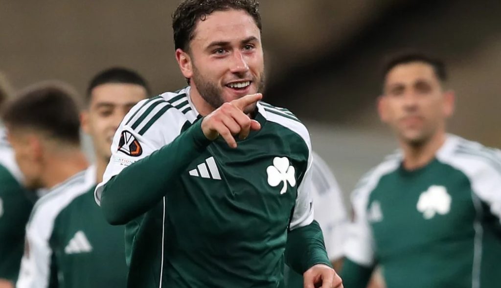 Παναθηναϊκός: Απίστευτο κατόρθωμα για τους δεξιούς μπακ των Πρασίνων