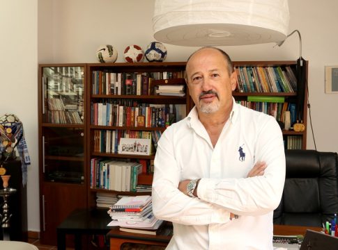 Αυτός είναι ο γιατρός που αναλαμβάνει καθήκοντα στην ΑΕΚ