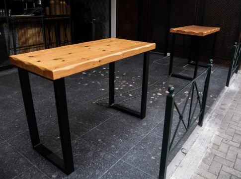 «Όργιο» φοροδιαφυγής: Μπαρ, εστιατόρια και κομμωτήρια δηλώνουν ψίχουλα