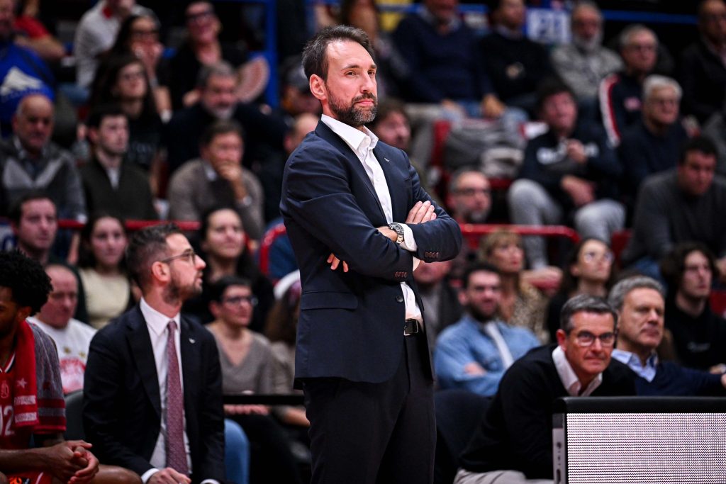 Επίσημο: Ο Τζουζέπε Ποέτα νέος προπονητής της Αρμάνι Μιλάνο