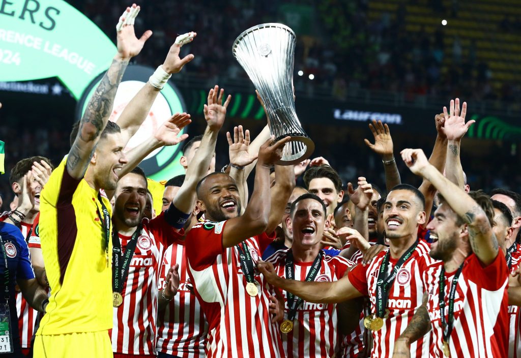 Από το ευρωπαϊκό του Ολυμπιακού, μέχρι τα «διπλά» των ΠΑΟΚ, ΑΕΚ και τη νίκη του Παναθηναϊκού: Θα βλέπει ελληνική ομάδα και θα… αλλάζει δρόμο η Φιορεντίνα! (vids)