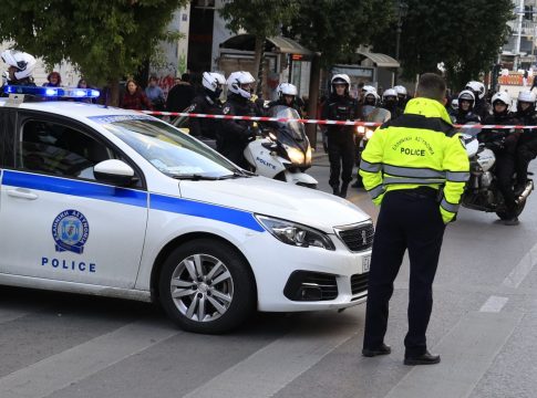 Πολυτεχνείο: Σε αστυνομικό κλοιό η Αθήνα, προληπτικοί έλεγχοι και Περισσότεροι από 5.000 αστυνομικοί στους δρόμους