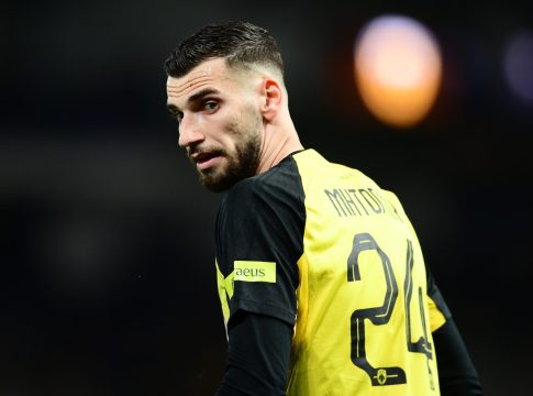 Στα δικαστήρια ΑΕΚ και Μήτογλου – Τι ζητούν οι δύο πλευρές