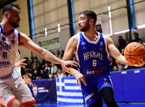 Τσιακμάς: «Θέλουμε κι άλλες νίκες, να χτίσουμε ένα καλό σερί αποτελεσμάτων»