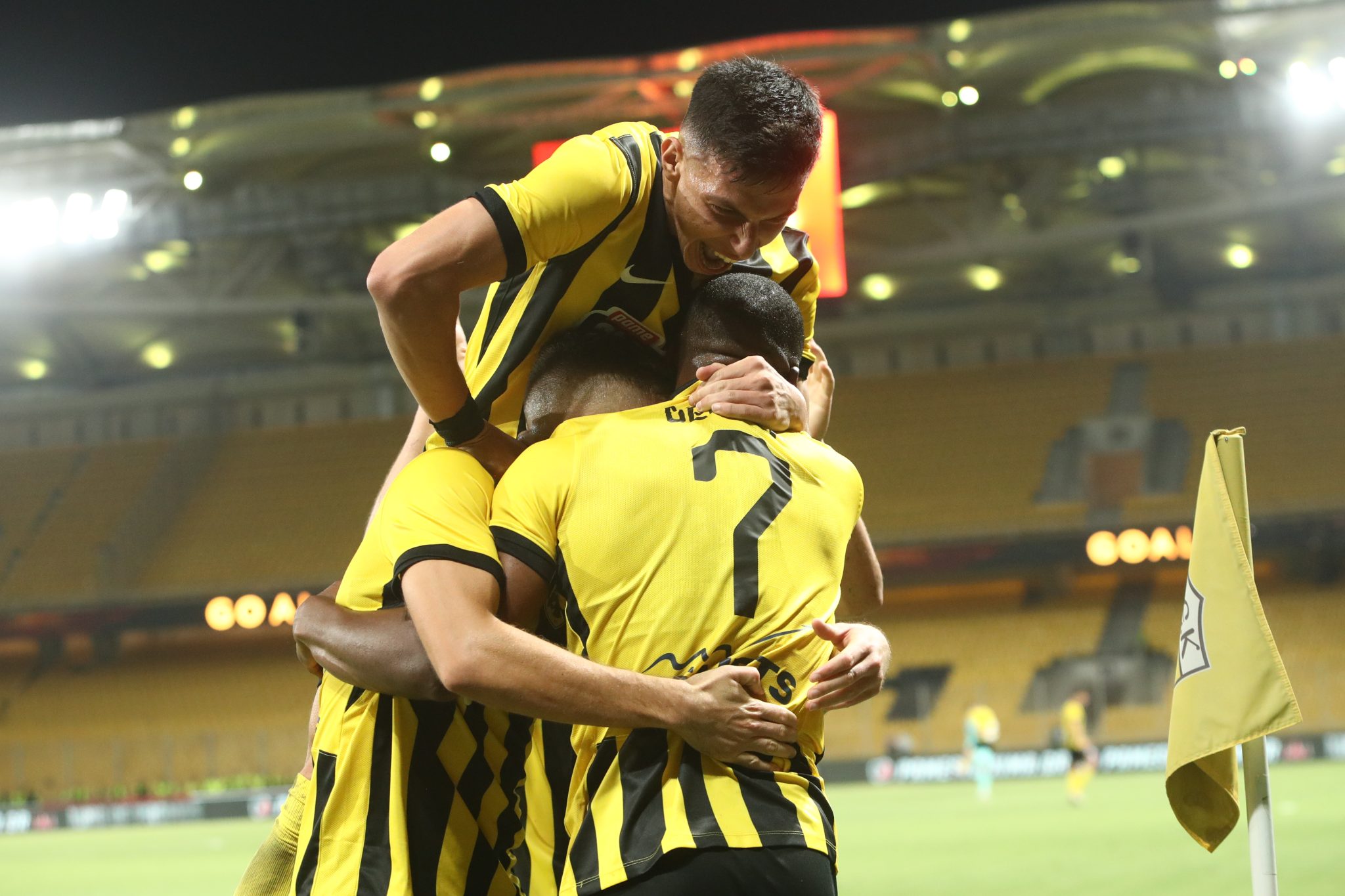 Sports Party* με το παιχνίδι ΑΕΚ-Άρης την Κυριακή από το Πάμε Στοίχημα