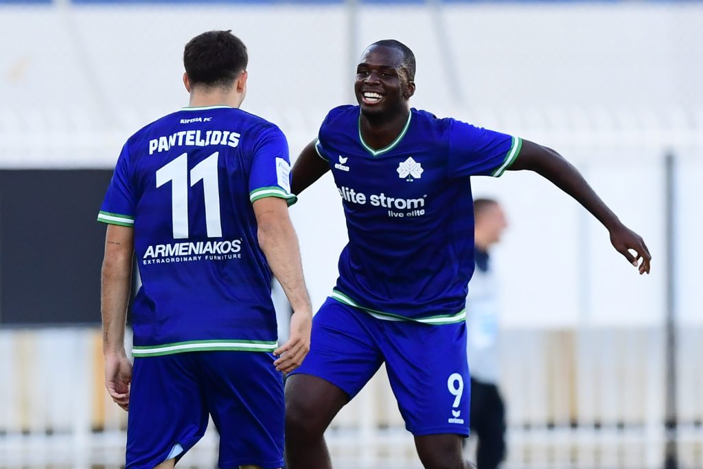 Η Κηφισιά, το… πράσινο δίδυμο και η ατάκα του Μεντιλίμπαρ που δείχνει πολλά… (vids)