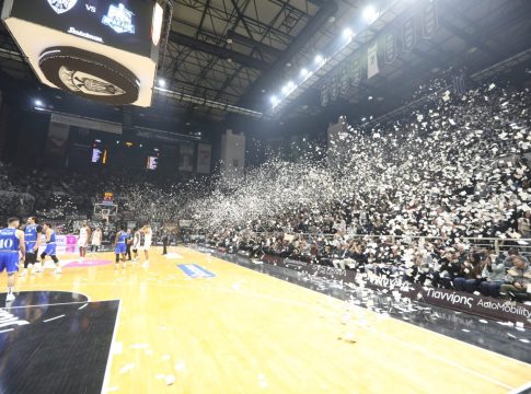 Κατάμεστο το «Παλατάκι» στο ματς του ΠΑΟΚ με τον Ολυμπιακό