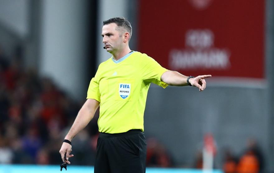 Ο Μάικλ Όλιβερ σφυρίζει στο Ολυμπιακός – Ρεάλ Μαδρίτης