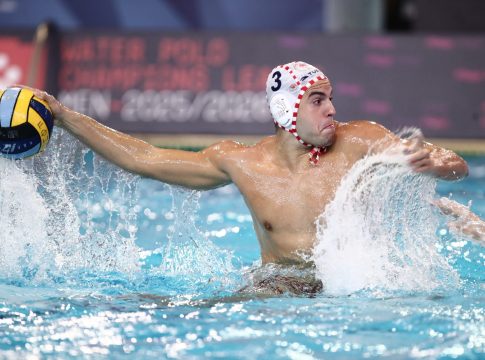 Ο Γκίλλας ανανέωσε με τον Ολυμπιακό