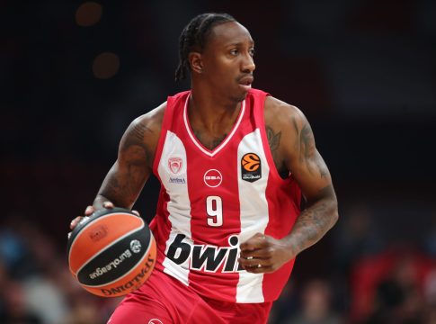 Ο… Κίναν Έβανς και η «ασφάλεια» του Μπαρτζώκα: Τα δεδομένα για το μέλλον του Σέιμπεν Λι (vids)