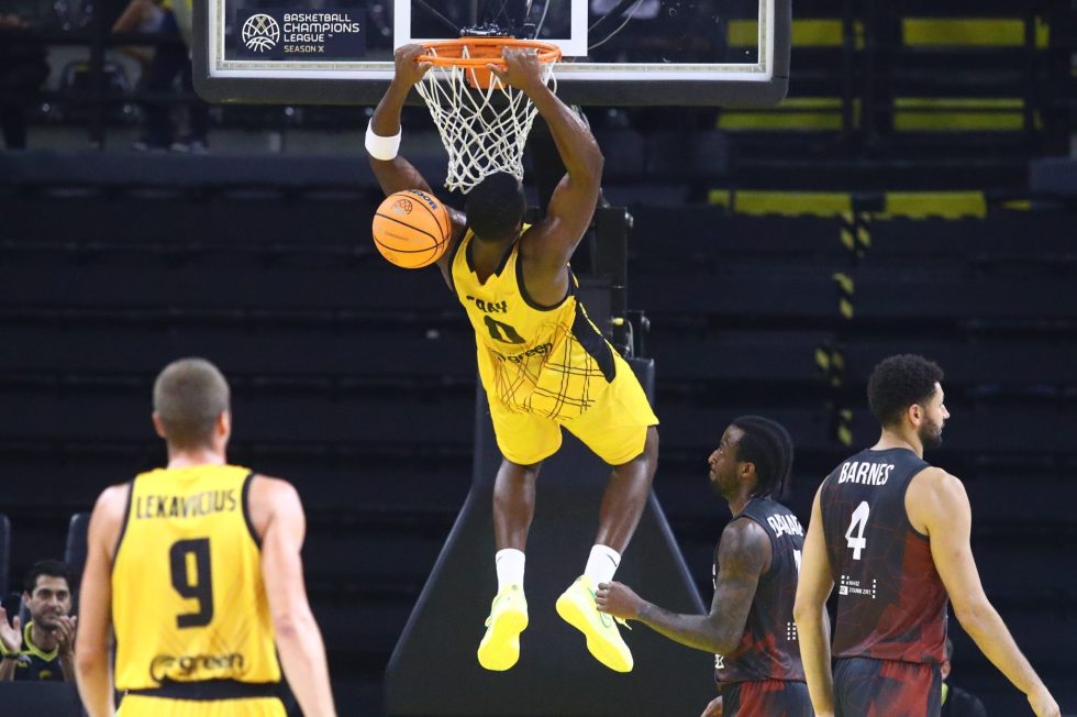 Το BCL κατέταξε την ΑΕΚ στη 2η θέση των Power Rankings και τη χαρακτηρίζει «τρικέφαλο τέρας»