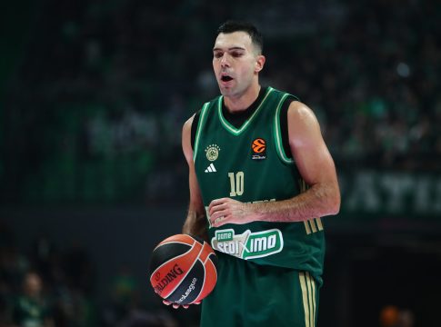 Επίσημο: Στον Παναθηναϊκό μέχρι το 2027 ο Σλούκας (vid)