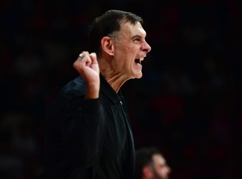 Ξέσπασμα Μπαρτζώκα: «Όλο το ευρωπαϊκό μπάσκετ νοιάζεται για τα χρήματα – Οι προπονητές γίνονται αποδιοπομπαίοι τράγοι»!