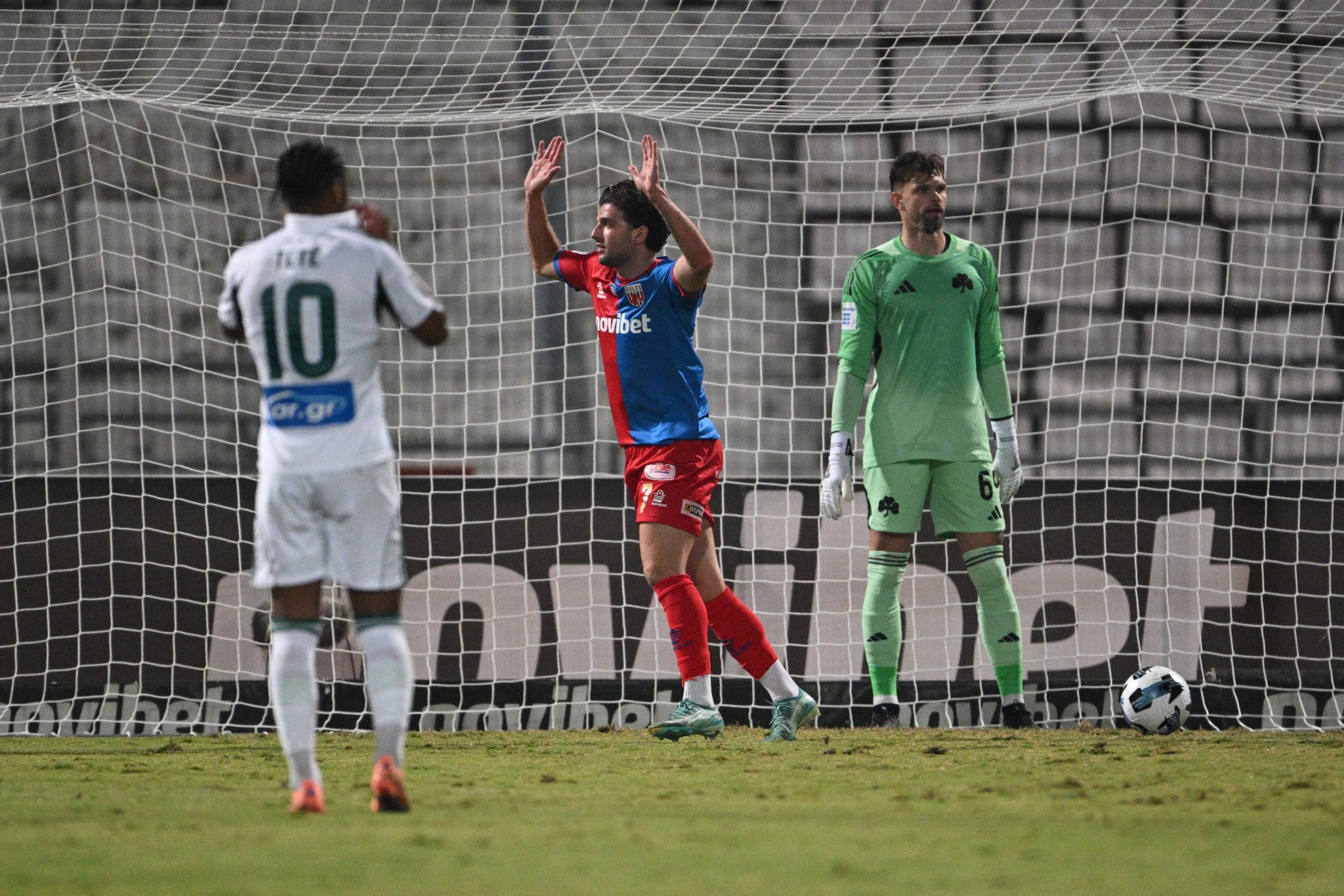 Βόλος – Παναθηναϊκός: Απίθανη κεφαλιά του Λάμπρου και 1-0 (vid)