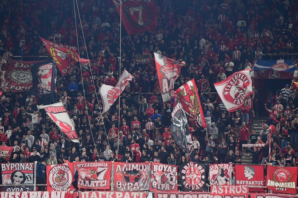 Εντυπωσιακή ατμόσφαιρα στο «Γ. Καραϊσκάκης» για το Ολυμπιακός – Άρης