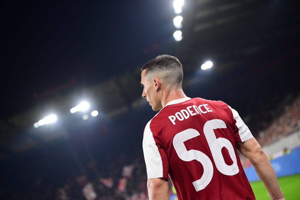 Η… παρέα του Ποντένσε και το δίλημμα του Χοσέ