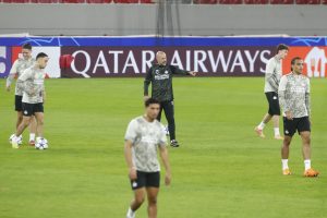 Πώς θα παίξει η Αϊντχόφεν στο Καραϊσκάκη – Τα πλάνα του Μπος για τον Ολυμπιακό