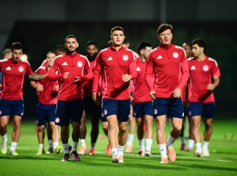 Πλάνα από την προπόνηση του Ολυμπιακού ενόψει Αϊντχόφεν (vids)