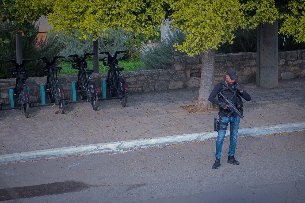 Συνελήφθη ο γαμπρός του Φανούρη Καργάκη στα Βορίζια – Καραμπίνα και φυσίγγια βρέθηκαν σε σπηλιά