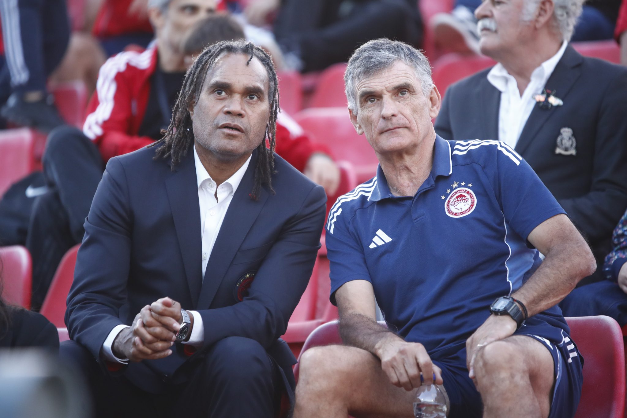 Στο Ρέντη ο Μεντιλίμπαρ και παίκτες της πρώτης ομάδας για το ματς των Νέων του Ολυμπιακού με την Αϊντχόφεν (pics)