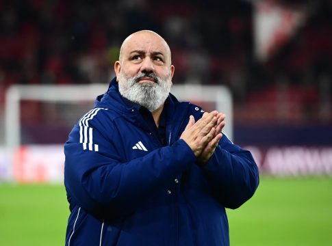 Η απάντηση Καραπαπά στον Αλαφούζο: «Συνέντευξη αλαλούμ. Τον συμβούλευσαν να… επιτεθεί στον Ολυμπιακό»