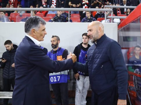 Ολυμπιακός – Αϊντχόφεν: Η «μαγική εικόνα» του 1-1 και η παραδοχή του Μπος