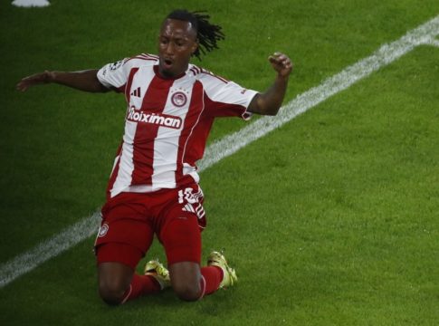 Άπιαστο σουτ του Ζέλσον και 1-0 για τον Ολυμπιακό κόντρα στην Αϊντχόφεν (vid)