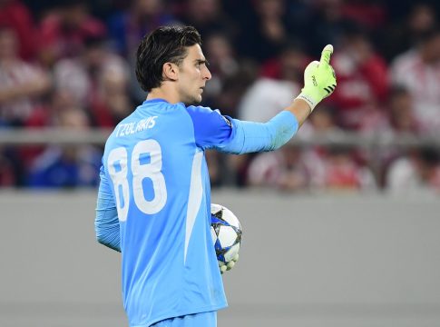 Ολυμπιακός: Σπουδαίο ορόσημο για τον Τζολάκη – Έφτασε τα 100 ματς με τα ερυθρόλευκα (pic)