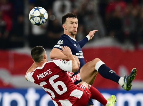 Φαλτσαριστό σουτ του Πέρισιτς, πέρασε άουτ η μπάλα (vid)