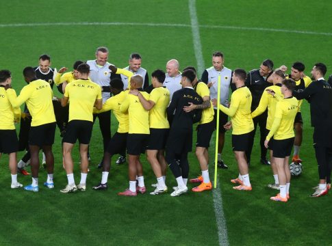 Η τελευταία προπόνηση της ΑΕΚ πριν τη Σάρμοκ – Τα πλάνα του Νίκολιτς (pics)