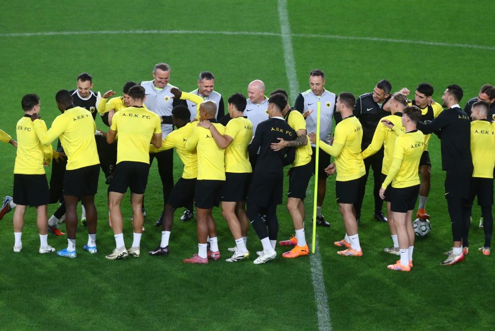 Η τελευταία προπόνηση της ΑΕΚ πριν τη Σάμροκ – Τα πλάνα του Νίκολιτς (pics)