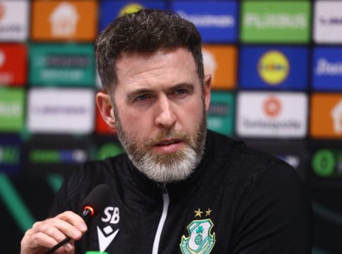 Μπράντλεϊ: «Δυνατή ομάδα η ΑΕΚ – Πρόκληση να παίξουμε στην έδρα της»