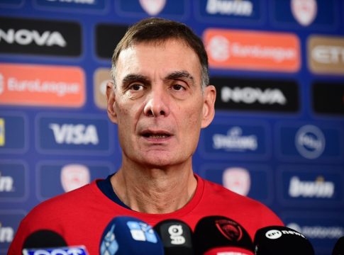 Μπαρτζώκας για προσθήκη γκαρντ: «Έχω κάνει 5-6 προτάσεις…»