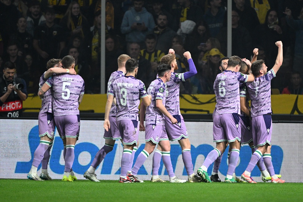 Η Σάμροκ «παγώνει» την OPAP Arena και προηγείται κόντρα στην ΑΕΚ (vid)